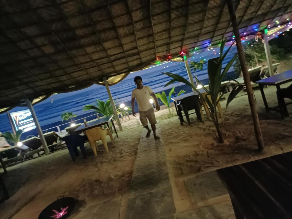 Shantaram Beach Huts Arambol Extérieur photo