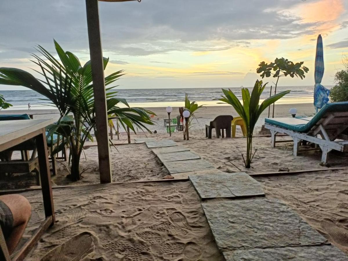 Shantaram Beach Huts Arambol Extérieur photo